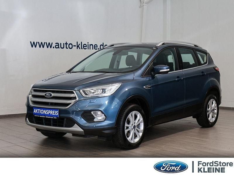 Gebraucht Ford Kuga Titanium 150 PS (110 kW) 2019 Blau SUV