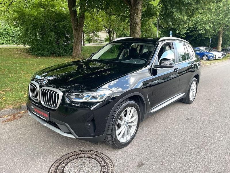 Schwarz Gebraucht 2022 BMW X3 Sport Line SUV | 35.500 € (Guter Preis) - Bild 1/4