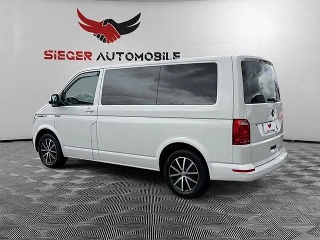 Second-hand VW Multivan Generation Six 125 CP (91 kW) 2017 Alb Monovolum