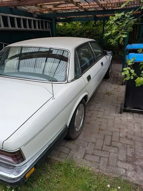 Gebraucht Jaguar XJ40 199 PS (146 kW) 1991 Weiß Limousine