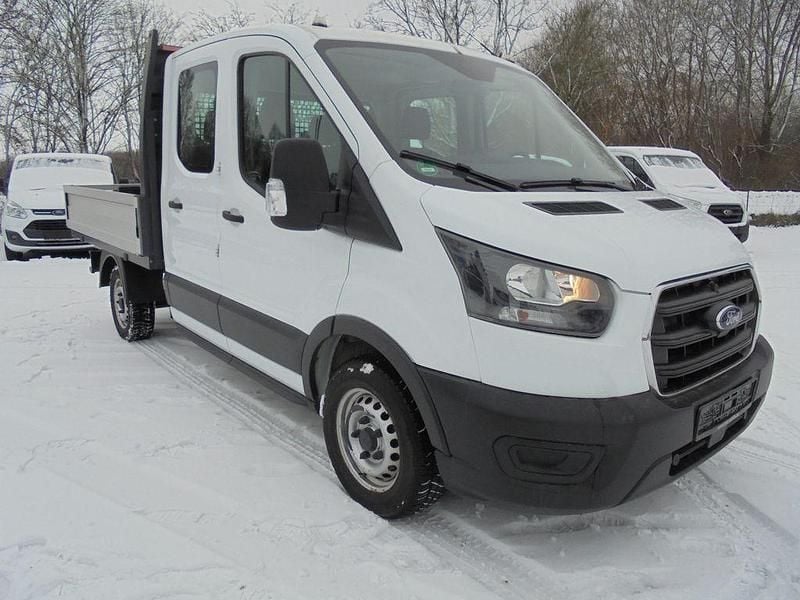 Gebraucht Ford Transit 131 PS (96 kW) 2022 Weiß Van / Kleinbus
