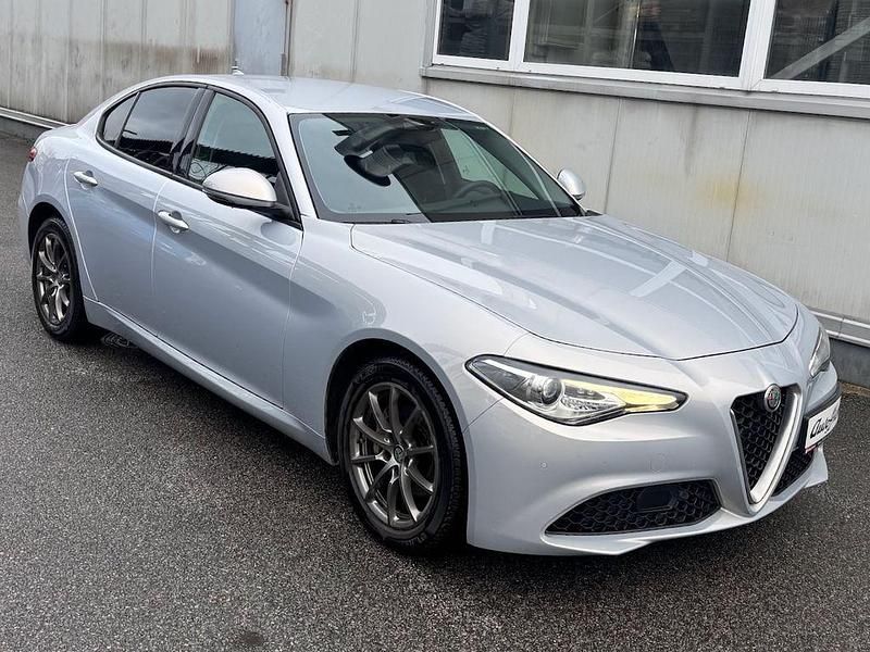 Gebraucht Alfa Romeo Giulia 200 PS (147 kW) 2021 Grau Limousine