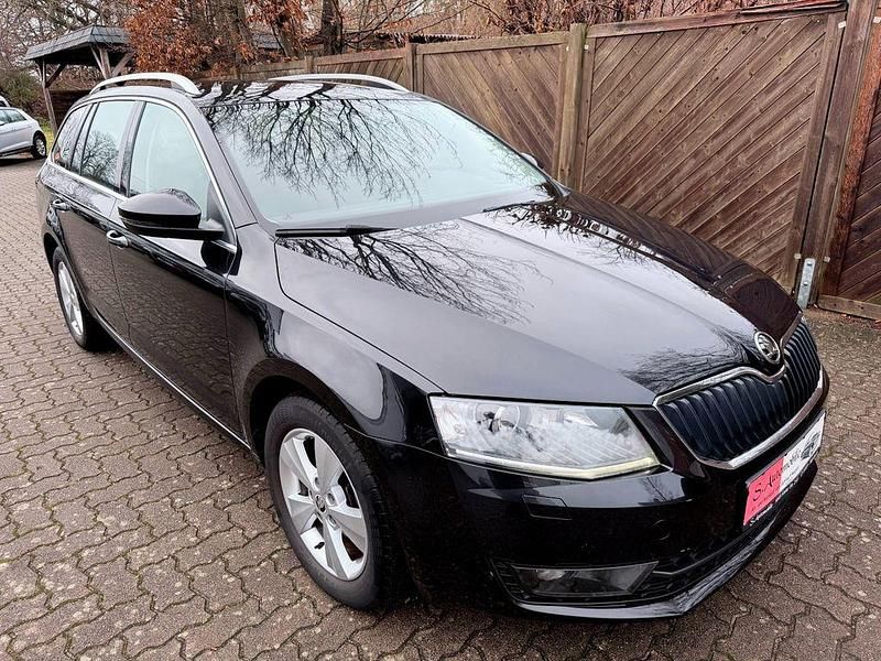 Gebraucht Skoda Octavia Style 116 PS (85 kW) 2017 Schwarz Kombi