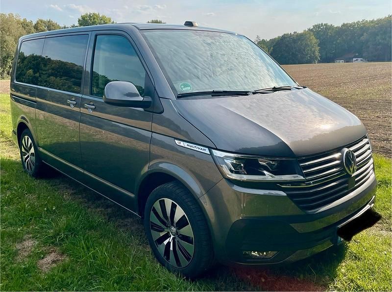 Gebraucht VW Multivan Comfortline 150 PS (110 kW) 2021 Grau Van
