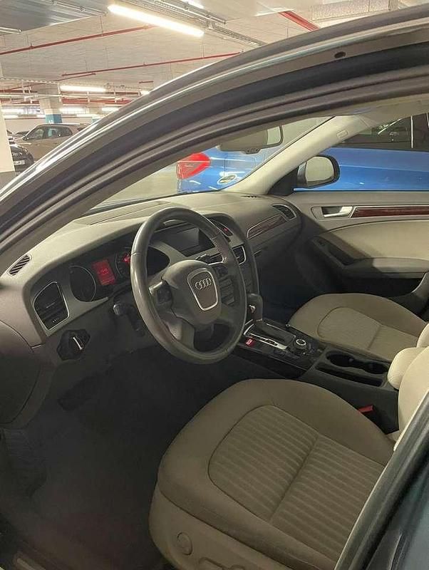 Gebraucht Audi A4 Ambiente 143 PS (105 kW) 2008 Grau Limousine