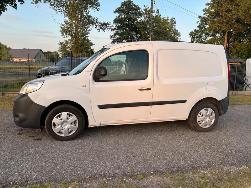 Weiß Gebraucht 2018 Renault Kangoo Van / Kleinbus | 6.000 € (Guter Preis) - Bild 1/4