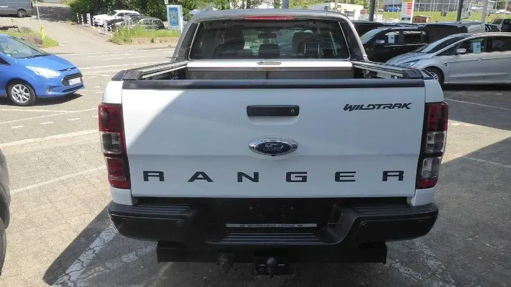 Gebraucht Ford Ranger Wildtrack 200 PS (147 kW) 2016 Frostweiß Pickup