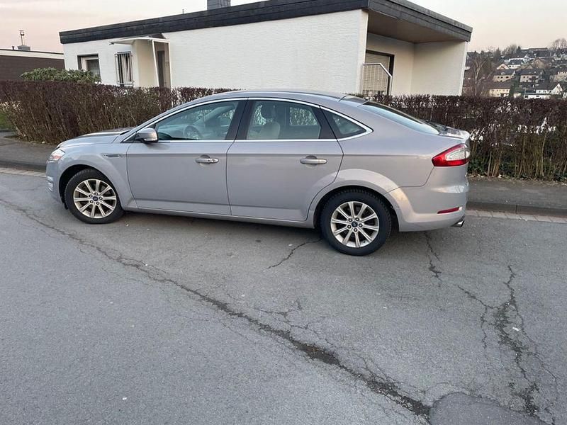Gebraucht Ford Mondeo Titanium X 204 PS (150 kW) 2013 Grau Limousine