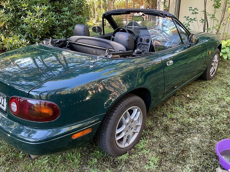 Gebraucht Mazda MX5 90 PS (66 kW) 1996 Grün Cabrio