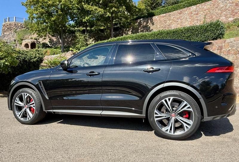 Schwarz Gebraucht 2019 Jaguar F-Pace SVR SUV | 42.900 € (Superpreis) - Bild 1/4