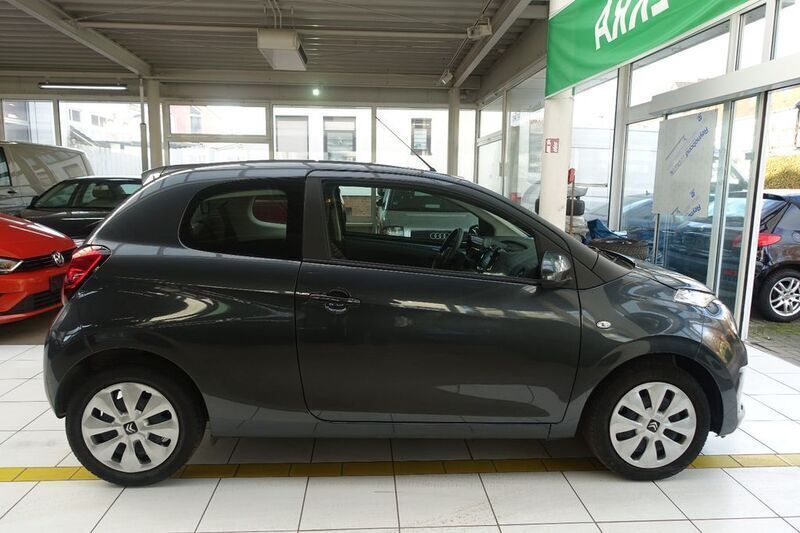 Gebraucht Citroën C1 Feel 72 PS (52 kW) 2021 Grau Kleinwagen