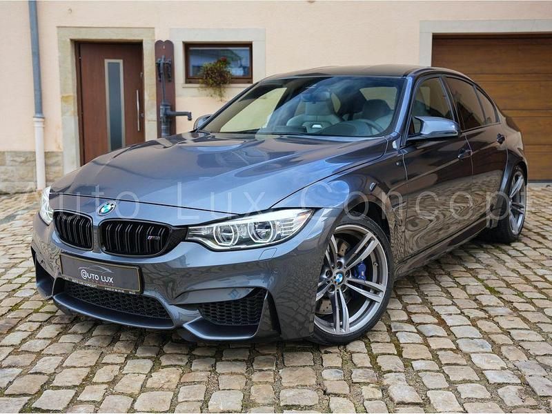 Grau Gebraucht 2016 BMW M3 Performance Limousine | 49.890 € (Fairer Preis) - Bild 1/4