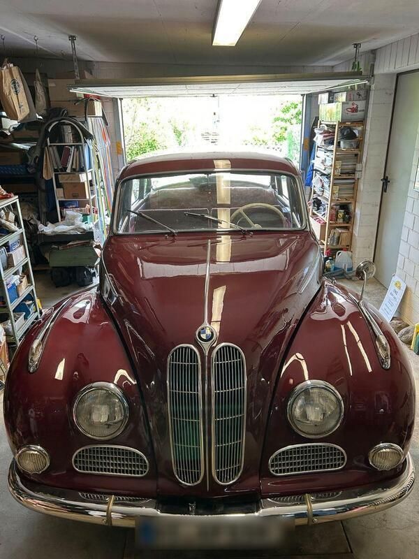 Rot Gebraucht 1962 BMW 502 Limousine | 72.000 € - Bild 1/4