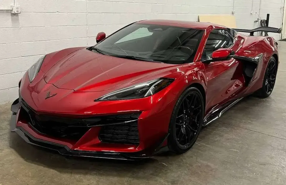 Gebraucht Corvette Z06 680 PS (500 kW) 2024 Rot Cabrio
