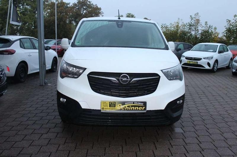Weiß Gebraucht 2021 Opel Combo Edition Van / Kleinbus | 15.900 € (Fairer Preis) - Bild 1/4