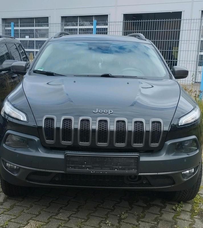 Schwarz Gebraucht 2017 Jeep Cherokee Trailhawk SUV | 15.000 € (Superpreis) - Bild 1/4