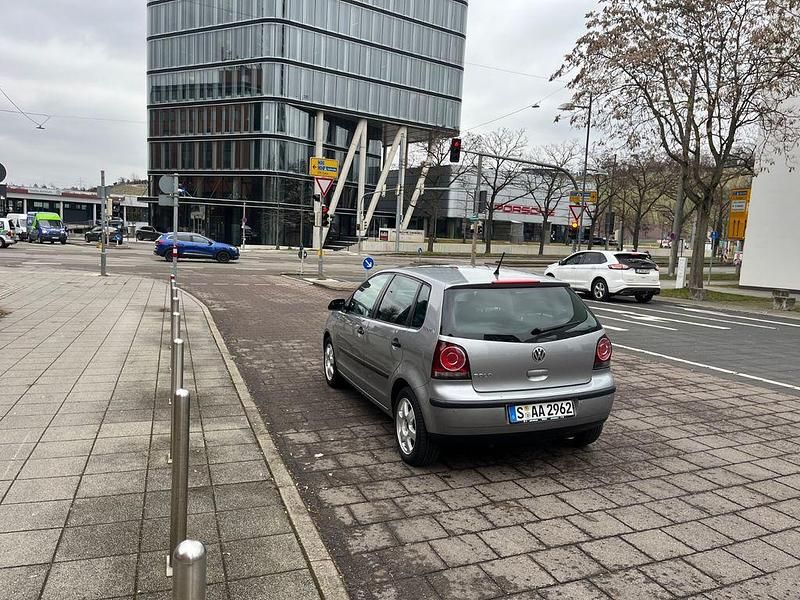 Gebraucht VW Polo 60 PS (44 kW) 2007 Grau Kleinwagen