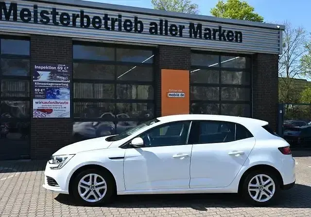 Usata Renault Mégane Play 110 CV (80 kW) 2018 Bianco Berlina