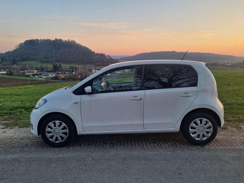 Gebraucht Skoda Citigo Ambition 60 PS (44 kW) 2018 Candyweiss Kleinwagen