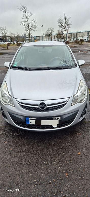 Silber Gebraucht 2011 Opel Corsa Satellite Limousine | 6.000 € (Fairer Preis) - Bild 1/4