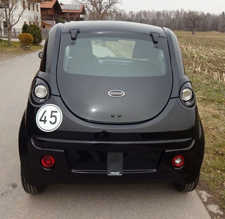 Neu Microcar Dué 2025 Schwarz intense Kleinwagen
