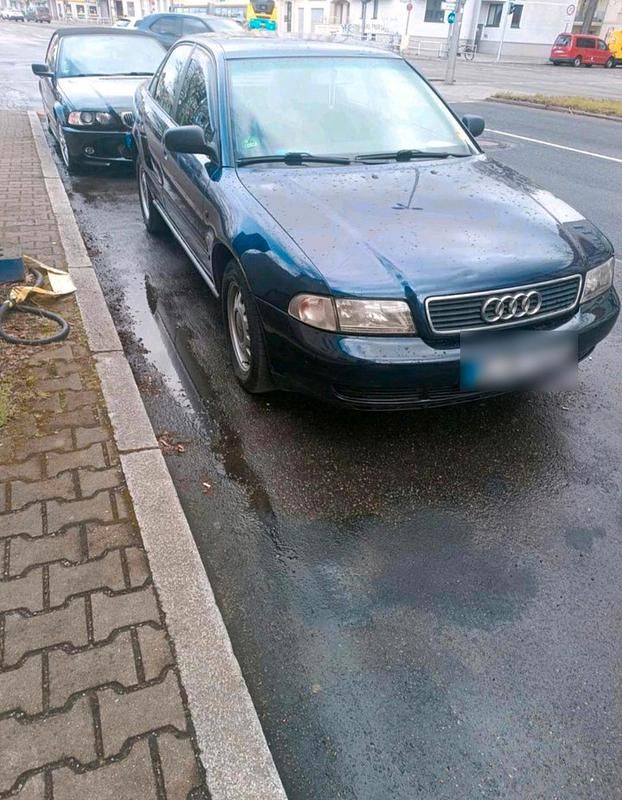 Gebraucht Audi A4 101 PS (74 kW) 1997 Blau Limousine