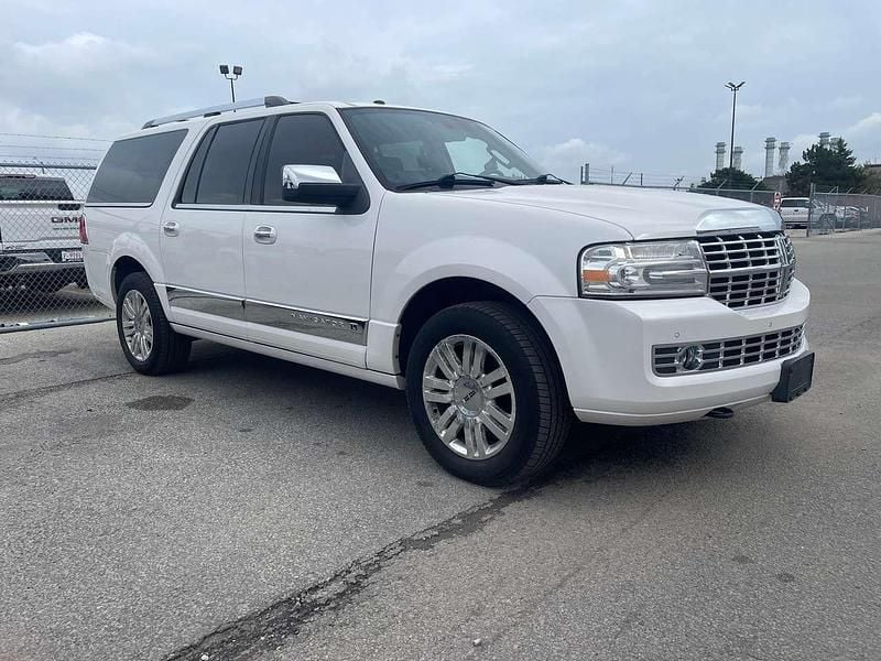 Weiß Gebraucht 2012 Lincoln Navigator SUV | 15.500 € - Bild 1/4