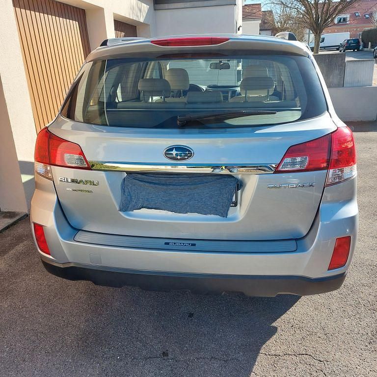 Gebraucht Subaru Outback Comfort 167 PS (122 kW) 2012 Silber Kombi