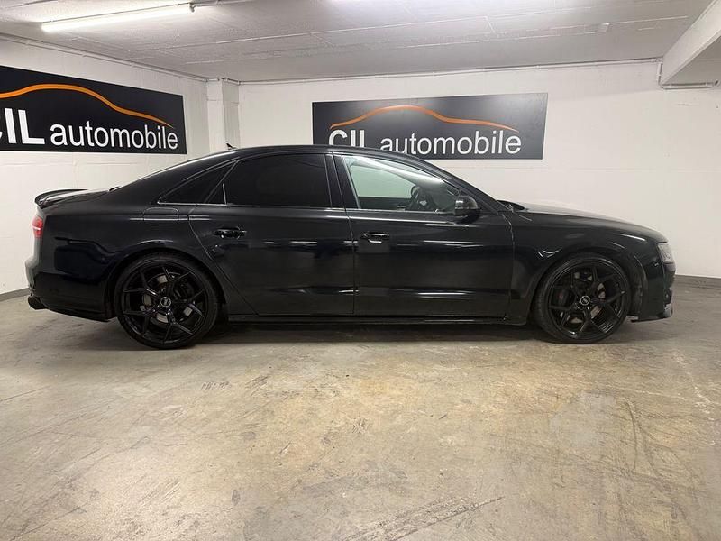 Gebraucht Audi S8 Ambiente 519 PS (381 kW) 2015 Schwarz Limousine