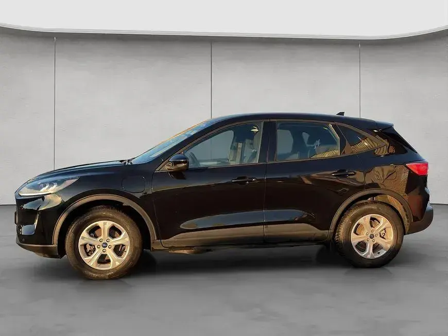 Gebraucht Ford Kuga Cool & Connect 224 PS (164 kW) 2022 Agate black metallic SUV
