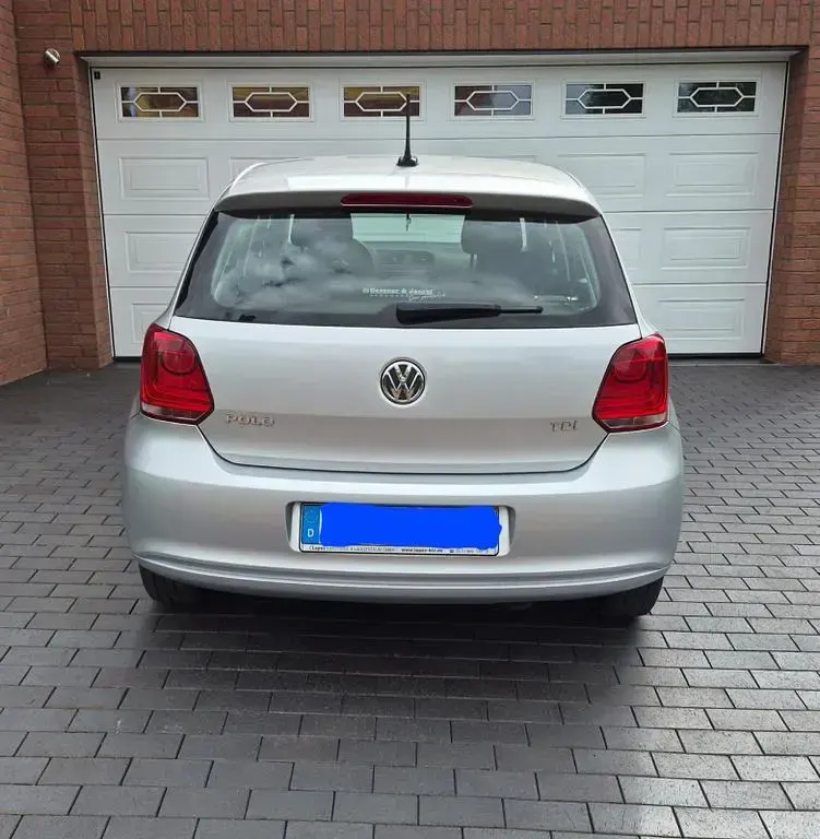 Gebraucht VW Polo Trendline 75 PS (55 kW) 2012 Silber Kleinwagen