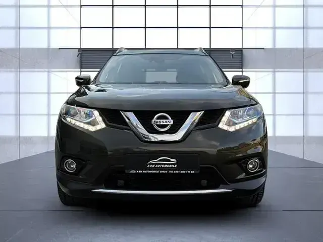 Gebraucht Nissan X-Trail Tekna 177 PS (130 kW) 2017 Grün SUV