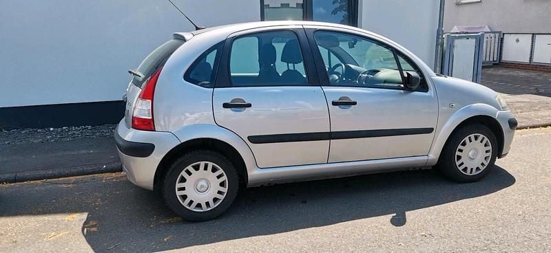 Silber Gebraucht 2008 Citroën C3 Kleinwagen | 890 € (Guter Preis) - Bild 1/4