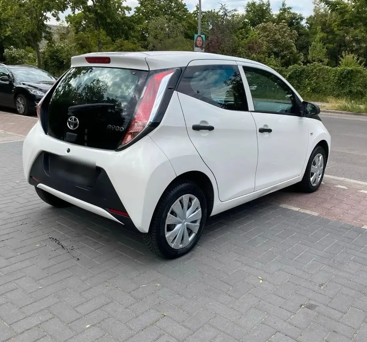 Gebraucht Toyota Aygo 70 PS (51 kW) 2015 Weiß Kleinwagen