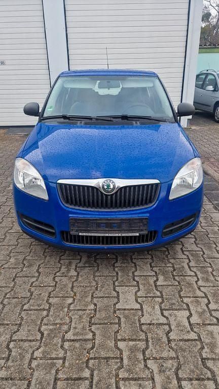 Gebraucht Skoda Fabia Classic 69 PS (50 kW) 2009 Blau Limousine