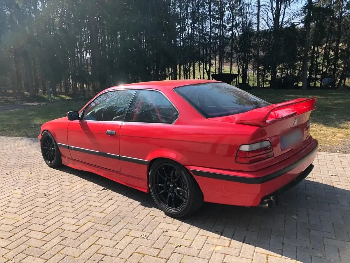 Używany BMW 325 192 KM (141 kW) 1993 Czerwony Coupe