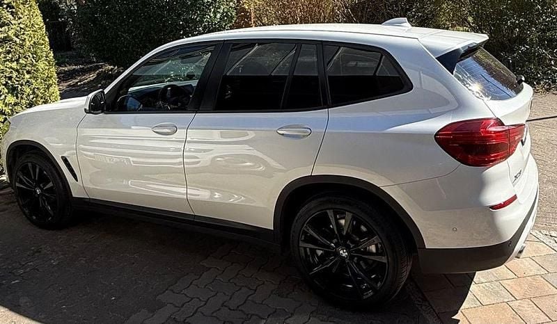 Gebraucht BMW X3 190 PS (139 kW) 2021 Weiß SUV