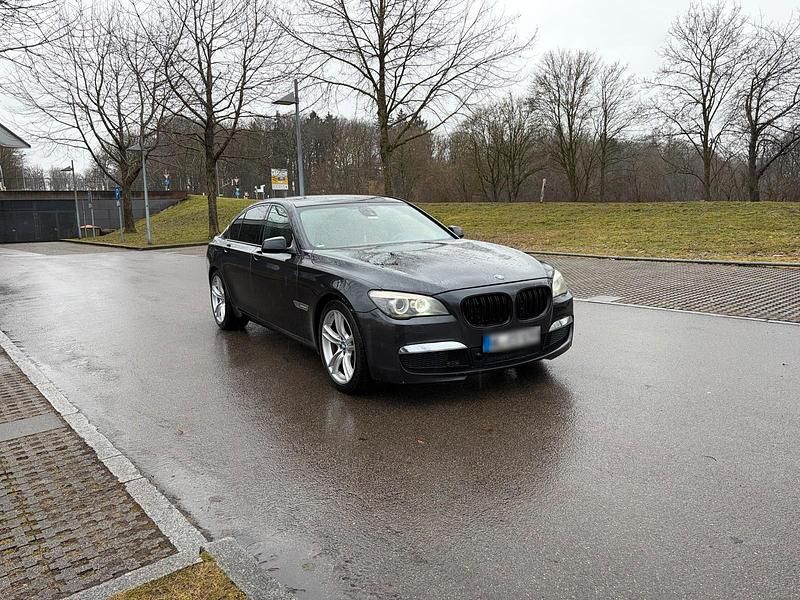 Gebraucht BMW 730 Performance 306 PS (225 kW) 2010 Grau Limousine