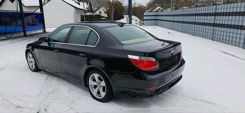 Gebraucht BMW 530 231 PS (169 kW) 2006 Schwarz Limousine