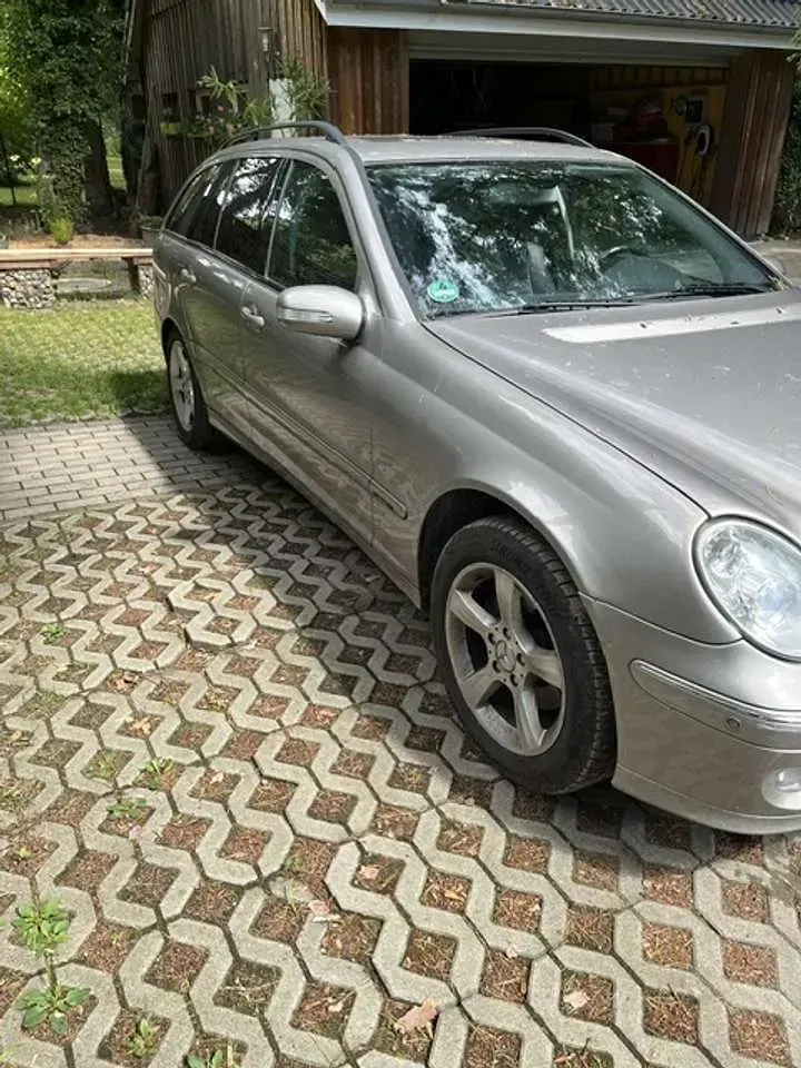 Gebraucht Mercedes C220 Avantgarde 150 PS (110 kW) 2007 Silber Kombi