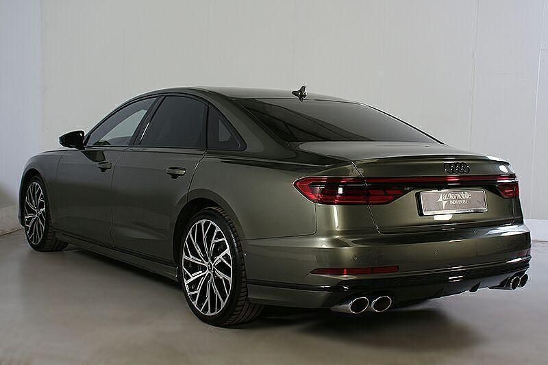 Gebraucht Audi S8 Sport 571 PS (419 kW) 2021 Grün Limousine
