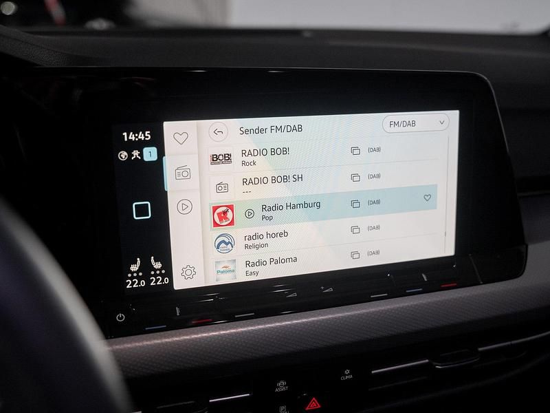 Gebraucht VW Golf VIII Move 110 PS (80 kW) 2024 Grau Limousine