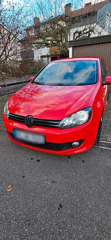 Gebraucht VW Golf R-line 122 PS (89 kW) 2010 Rot Coupé