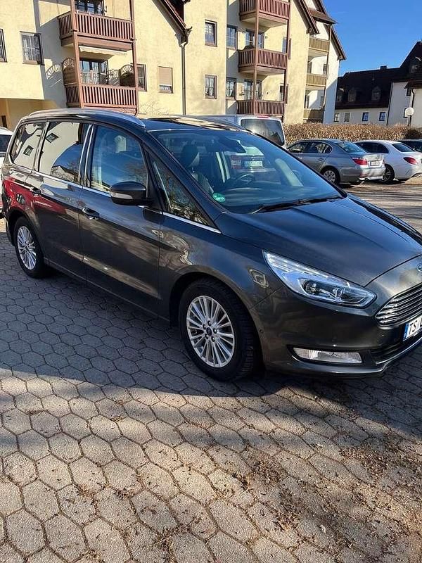 Second-hand Ford Galaxy Titanium 209 CP (153 kW) 2017 Gri Monovolum