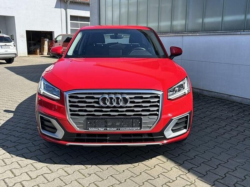 Gebraucht Audi Q2 Sport 150 PS (110 kW) 2017 Rot (metallic) SUV