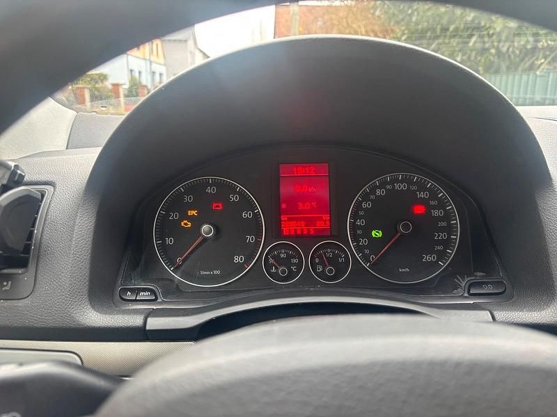 Gebraucht VW Golf V 115 PS (84 kW) 2004 Blau Kleinwagen