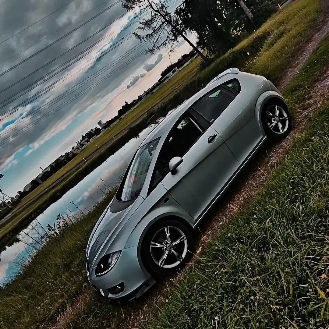 Gebraucht Seat Leon 105 PS (77 kW) 2008 Silber Kleinwagen