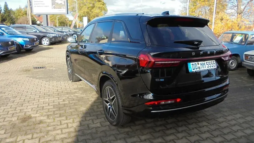Gebraucht DFSK Fengon 177 PS (130 kW) 2024 Schwarz Van / Kleinbus