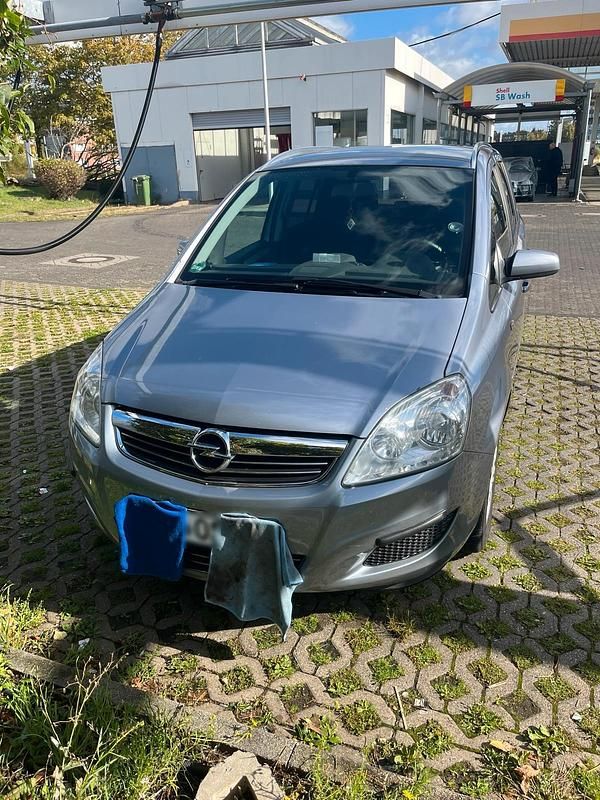Gebraucht Opel Zafira 140 PS (102 kW) 2009 Silber Van / Kleinbus