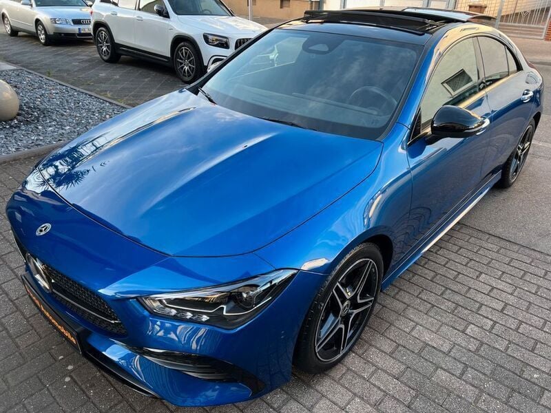 Blau Gebraucht 2024 Mercedes CLA200 Limousine | 37.490 € (Guter Preis) - Bild 1/4